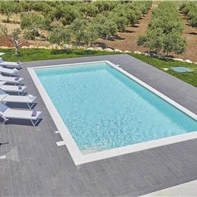 3 bedroom villa with pool near Scopollo, sleeps 6